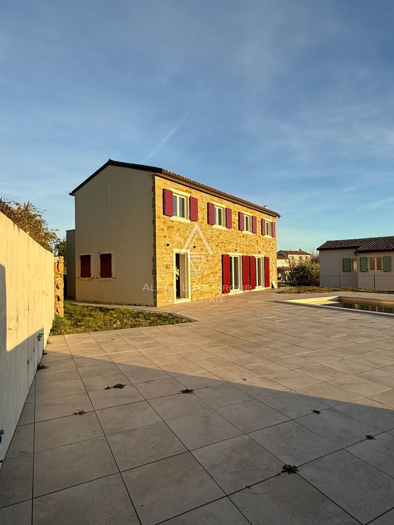 Istria, Momjan: Casa in pietra tradizionale esclusiva