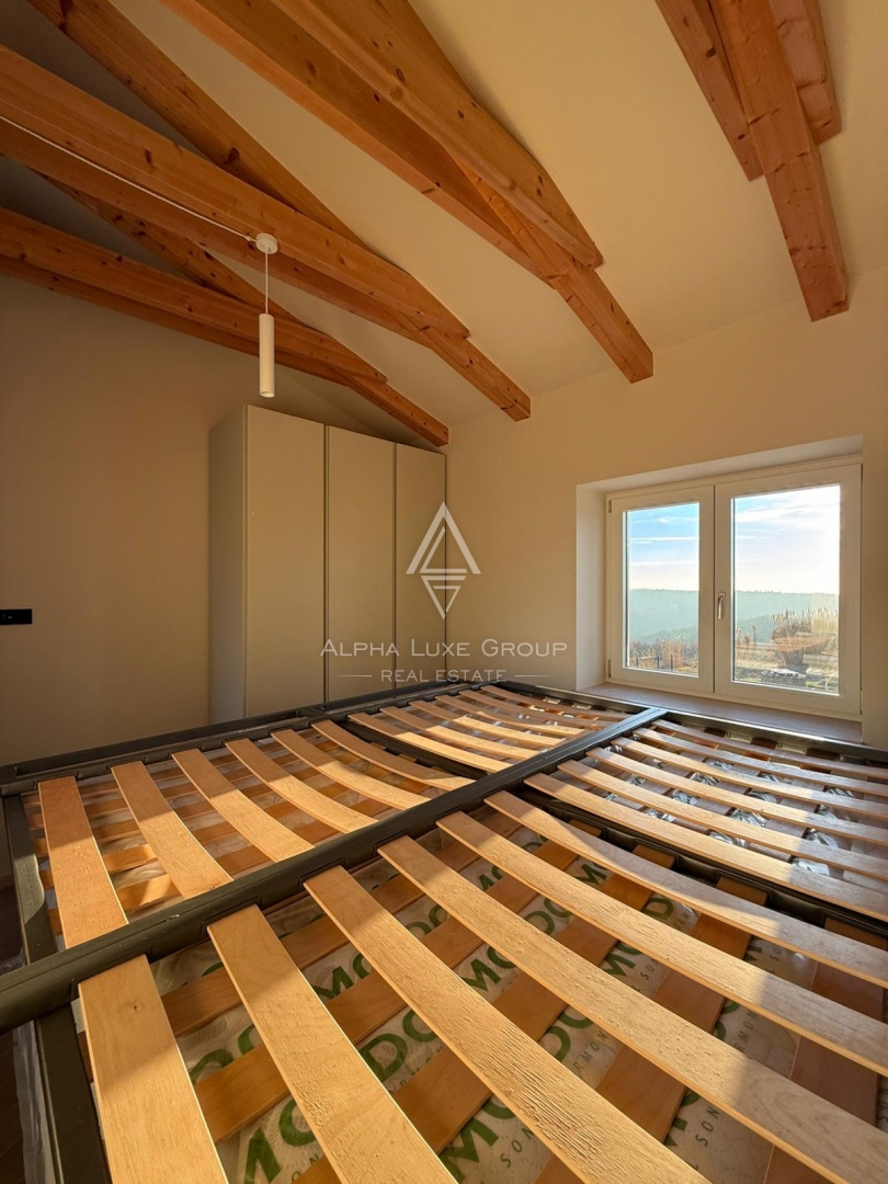 Istria, Momjan: Casa in pietra tradizionale esclusiva