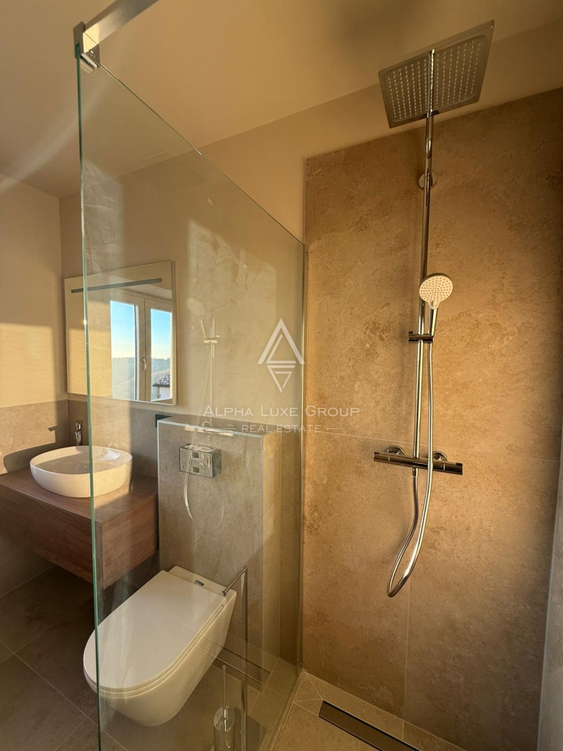 Istria, Momjan: Casa in pietra tradizionale esclusiva