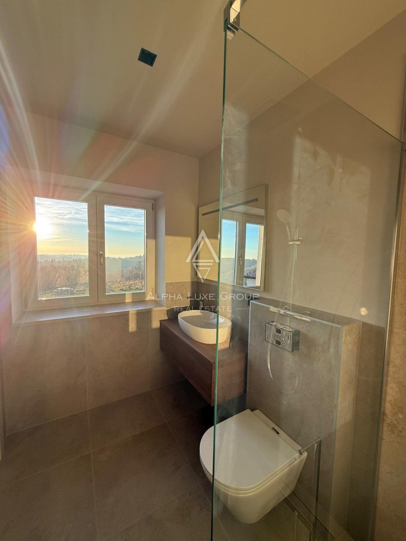 Istria, Momjan: Casa in pietra tradizionale esclusiva