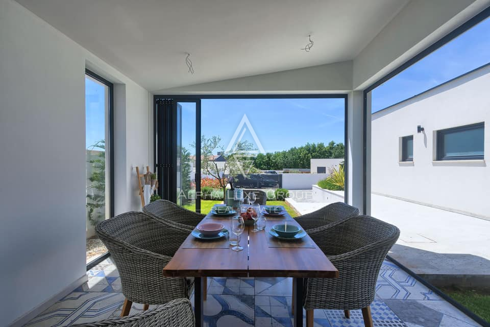 Istria, Vodnjan: Villa elegante con piscina riscaldata