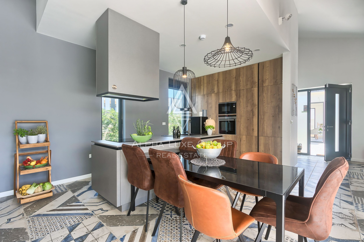 Istria, Vodnjan: Villa elegante con piscina riscaldata