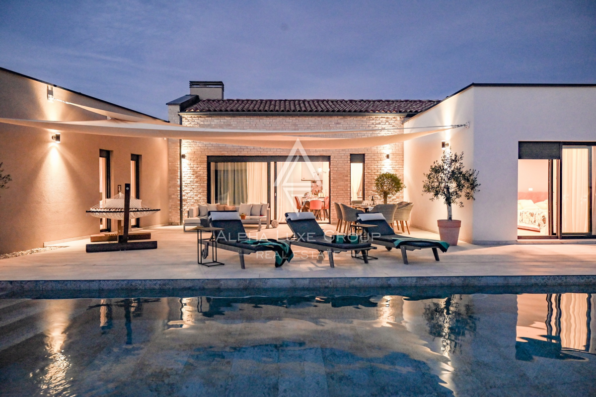 Istria, Vodnjan: Villa elegante con piscina riscaldata