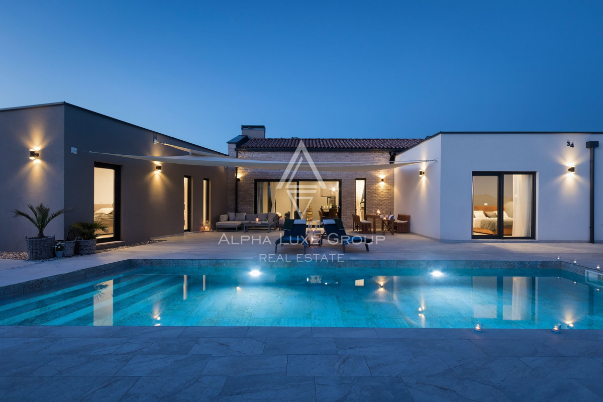 Istria, Vodnjan: Villa elegante con piscina riscaldata