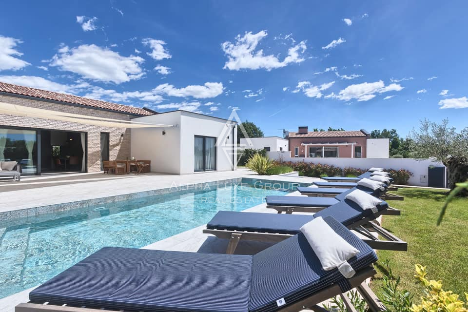 Istria, Vodnjan: Villa elegante con piscina riscaldata