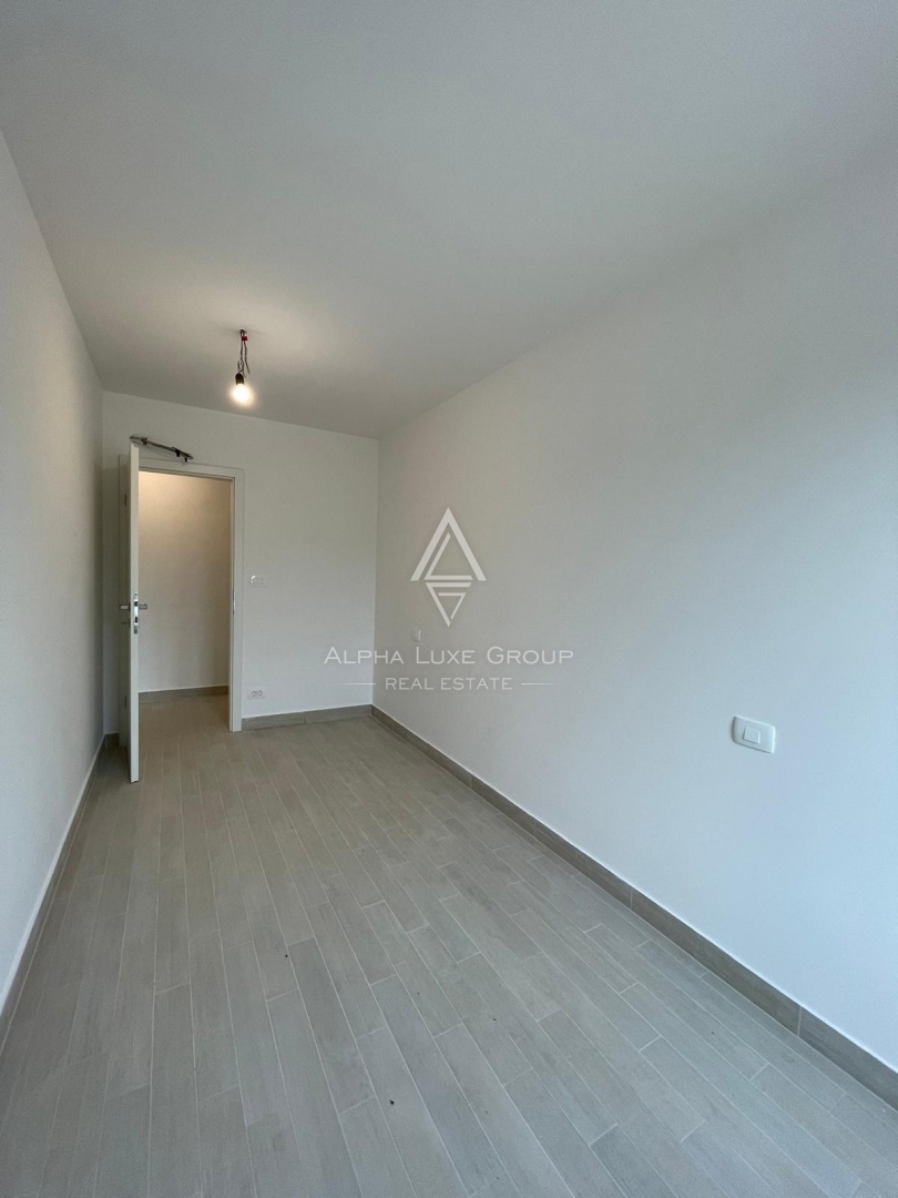 Istria, Umago: Nuovo appartamento con ascensore a Bašanija