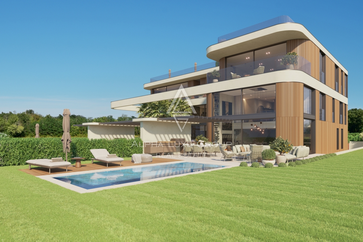 Istria, Poreč – Attico prestigioso vicino al mare