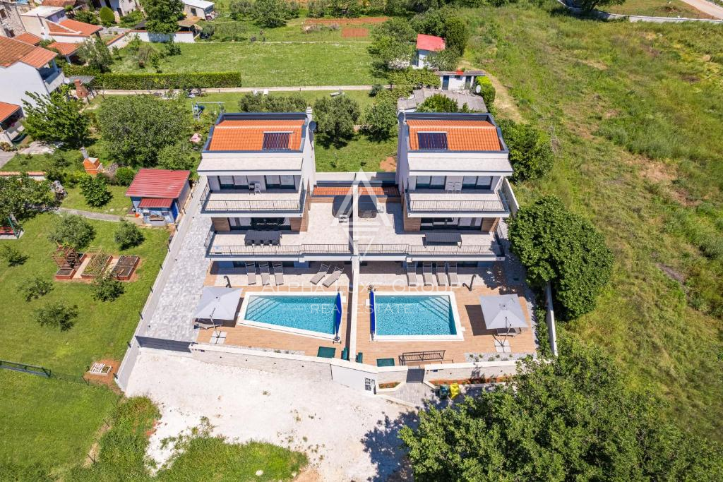 Istria, Banjole: Villa moderna vicino al mare