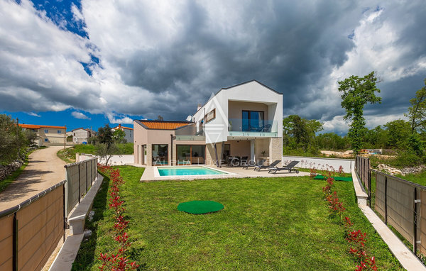 Istria, Krnica: Villa contemporanea vista mare