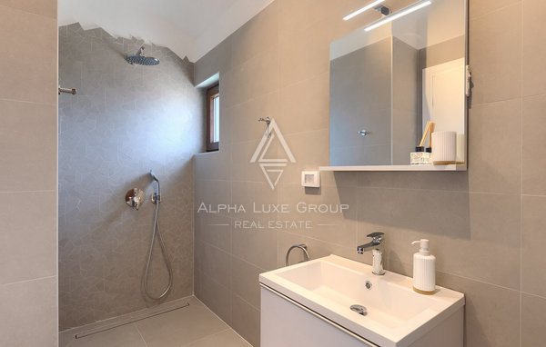 Istria, Krnica: Villa contemporanea vista mare