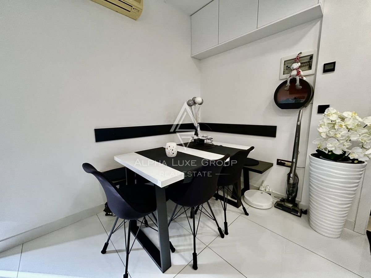 Istria, Umag: Appartamento moderno arredato mare