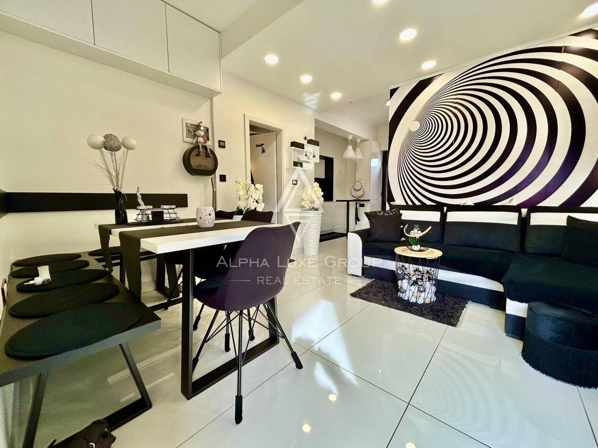 Istria, Umag: Appartamento moderno arredato mare