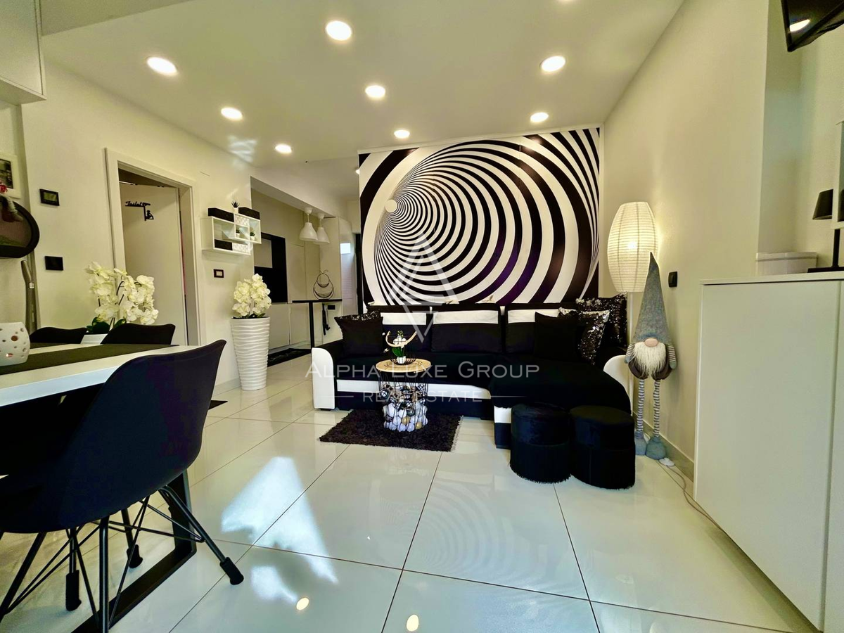 Istria, Umag: Appartamento moderno arredato mare