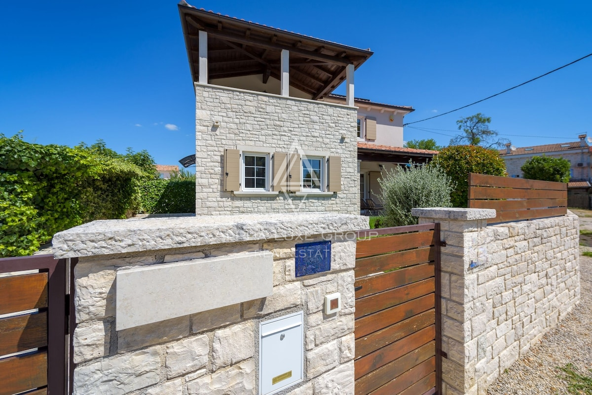 Istria, San Lorenzo: Villa moderna con piscina