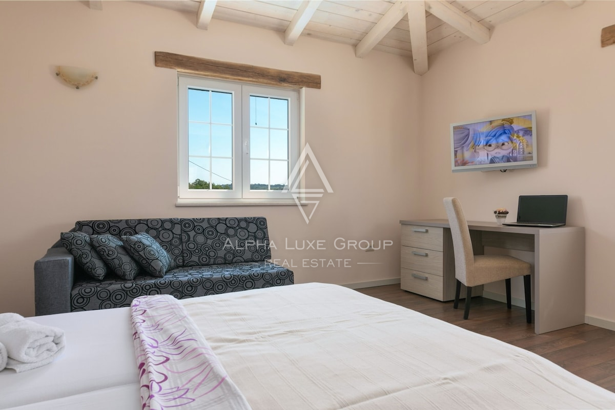 Istria, San Lorenzo: Villa moderna con piscina