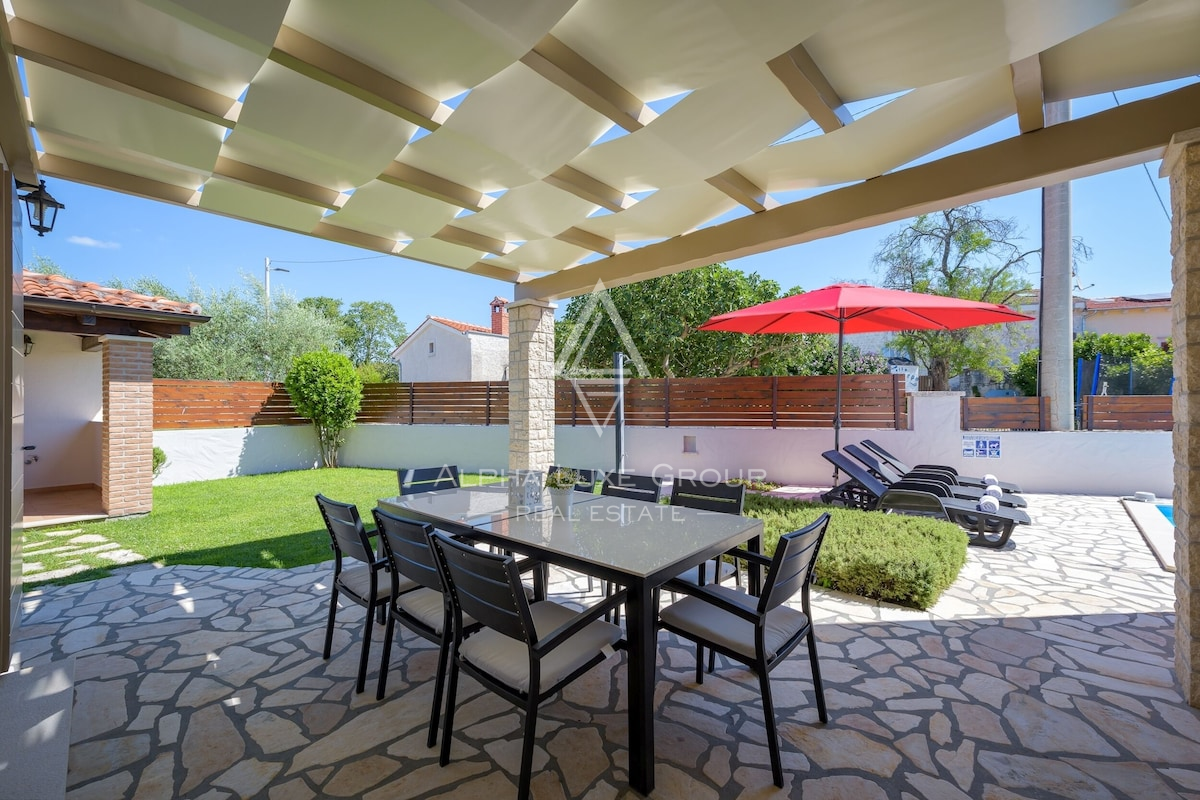 Istria, San Lorenzo: Villa moderna con piscina