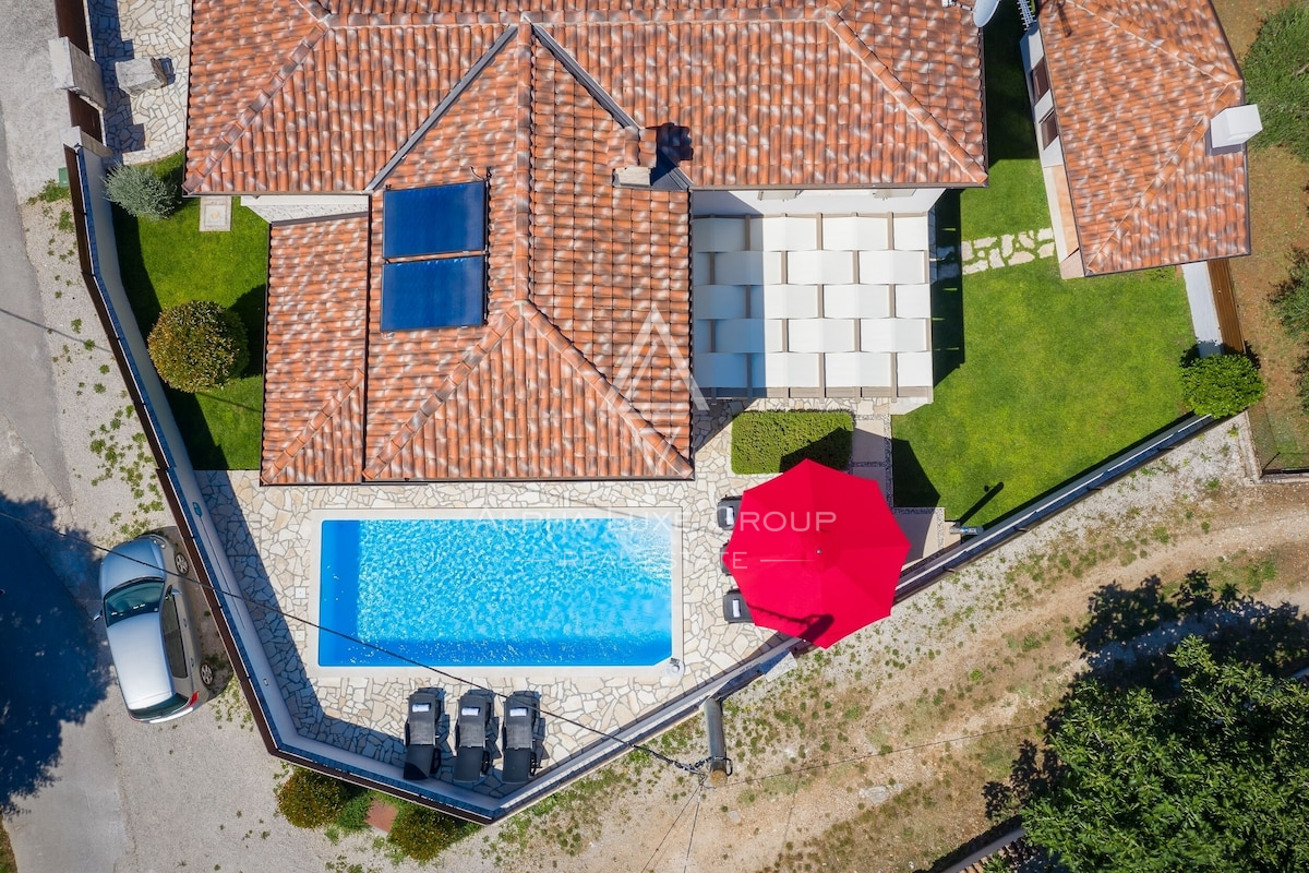 Istria, San Lorenzo: Villa moderna con piscina