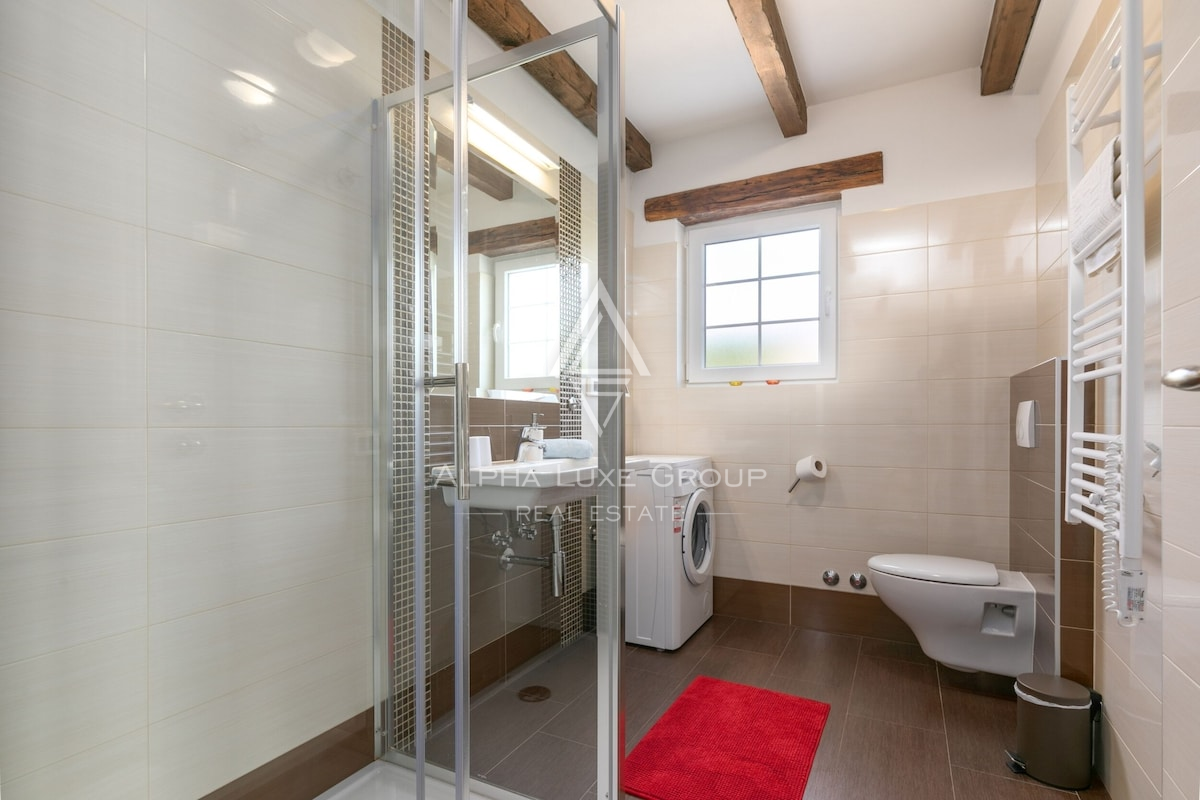 Istria, San Lorenzo: Villa moderna con piscina