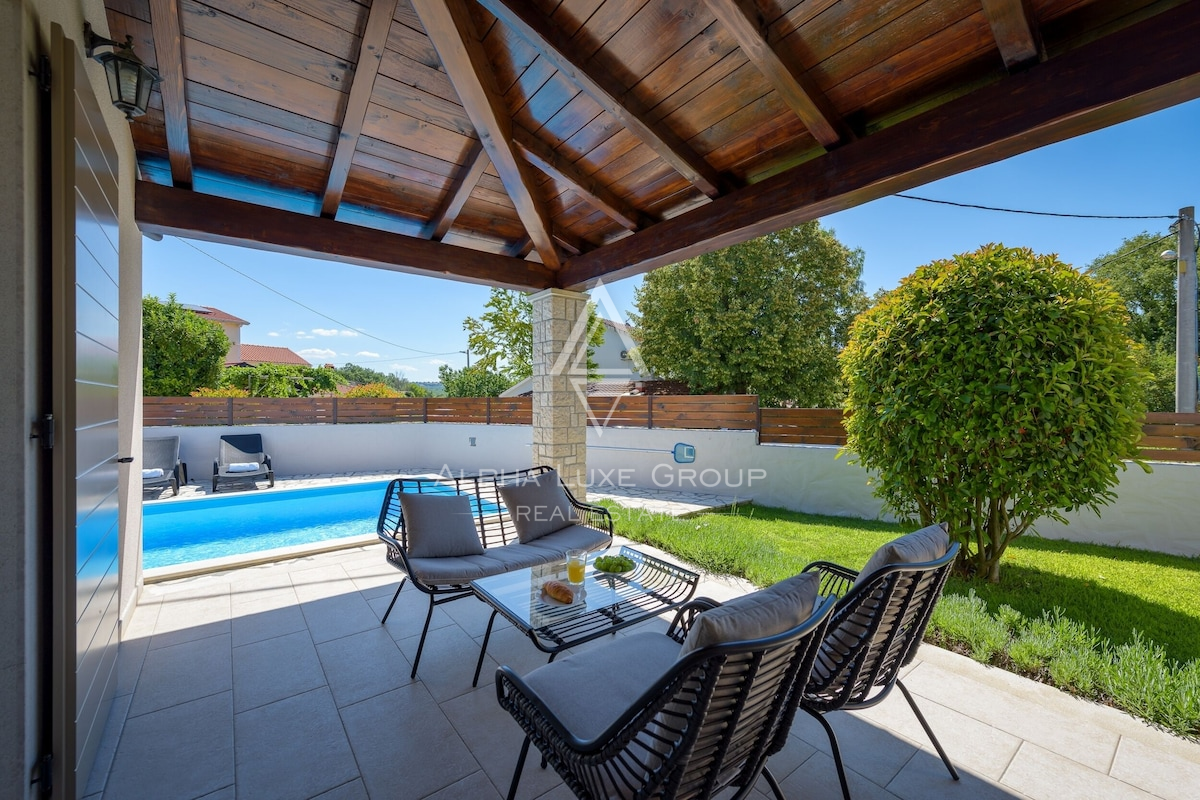 Istria, San Lorenzo: Villa moderna con piscina