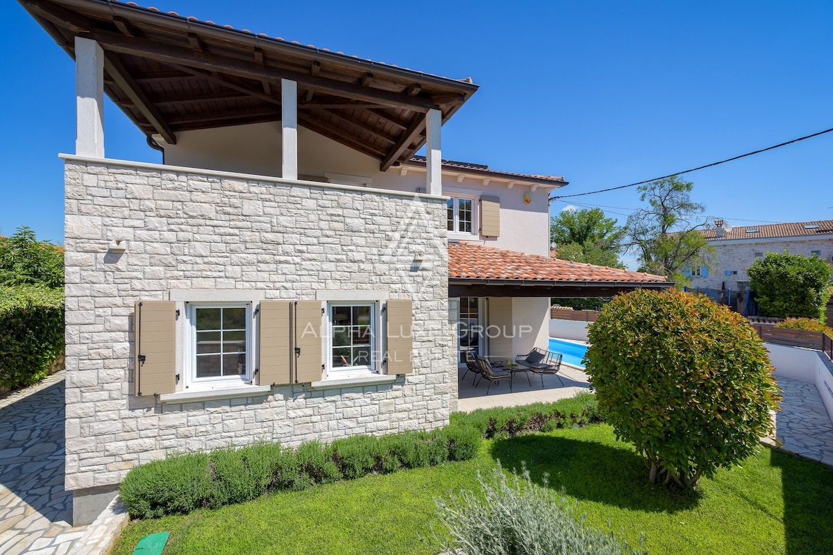 Istria, San Lorenzo: Villa moderna con piscina