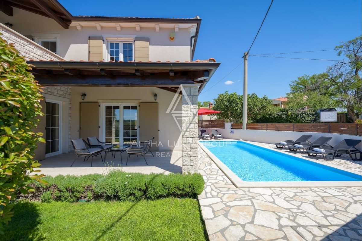 Istria, San Lorenzo: Villa moderna con piscina