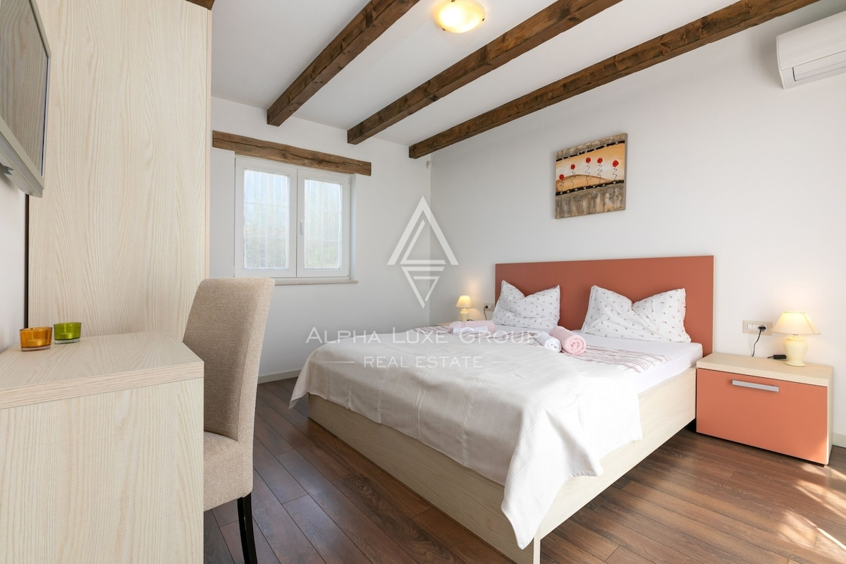 Istria, San Lorenzo: Villa moderna con piscina