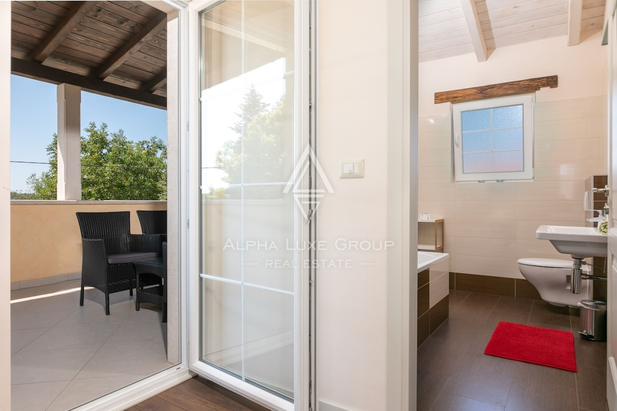 Istria, San Lorenzo: Villa moderna con piscina