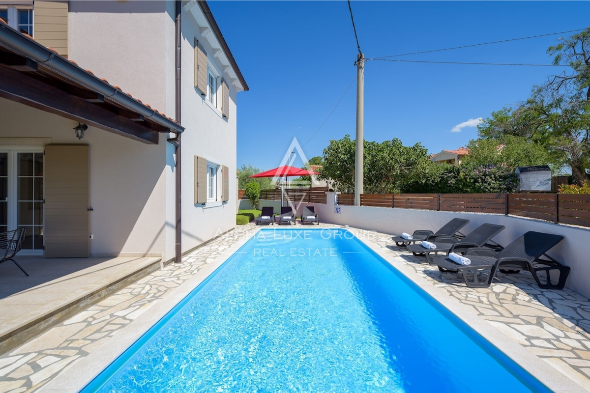 Istria, San Lorenzo: Villa moderna con piscina