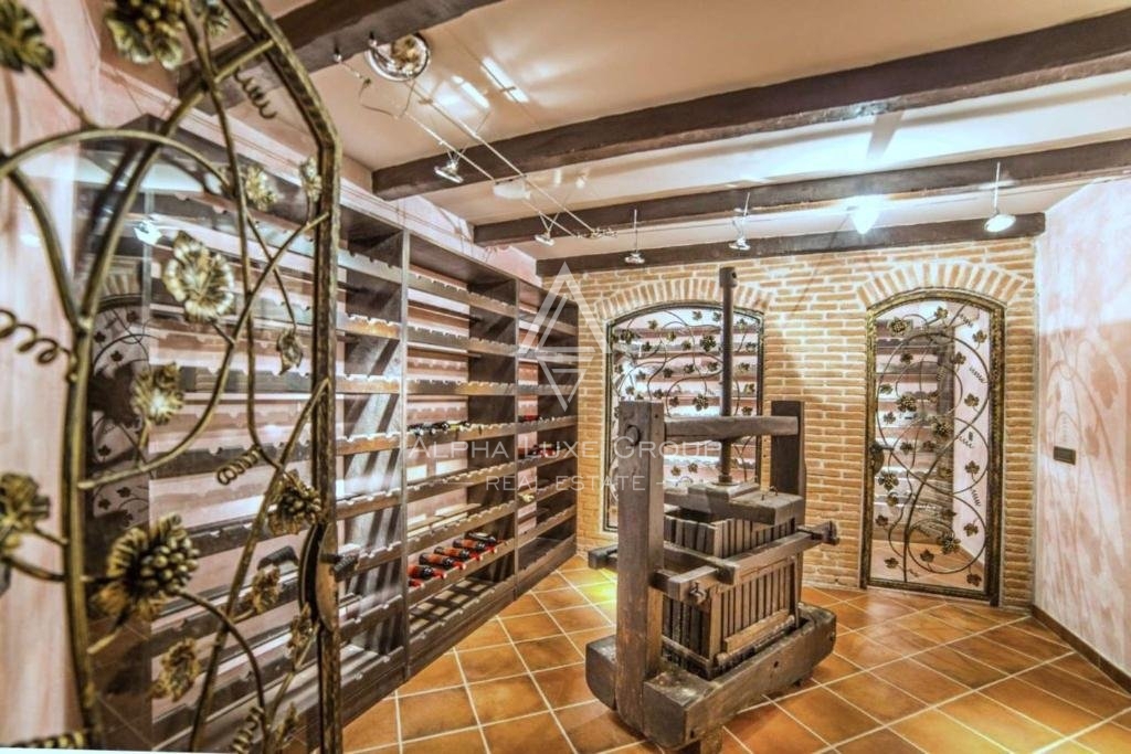 Istria, Višnjan, Lussuosa villa in pietra con piscina e vista mozzafiato