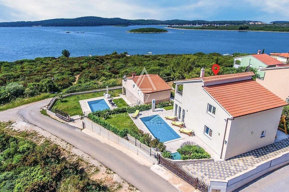 Istria, Pomer: Incantevole casa con vista mare in vendita vicino a Medulin