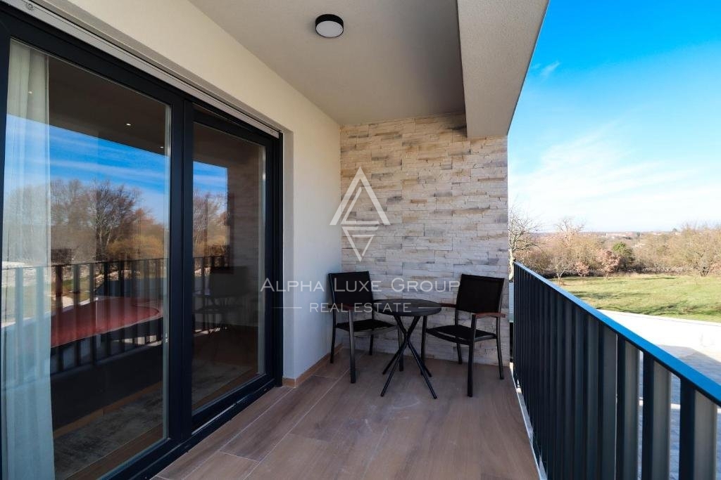 Sveti Lovreč - Villa elegante in tranquillo villaggio istriano