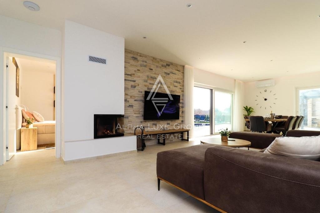 Sveti Lovreč - Villa elegante in tranquillo villaggio istriano