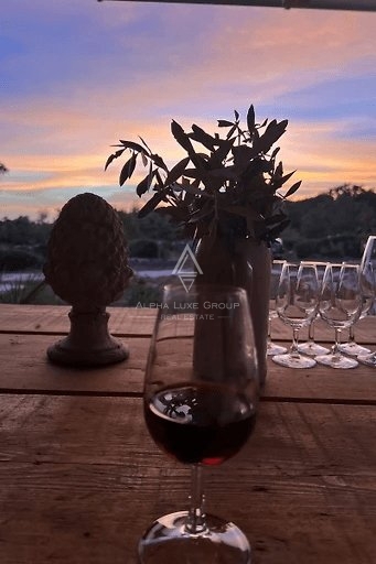 Labin, Istria: Incantevole Casa con Piscina in un Ambiente Tranquillo