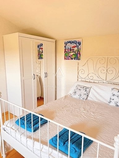 Labin, Istria: Incantevole Casa con Piscina in un Ambiente Tranquillo