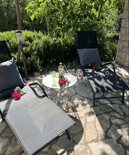 Labin, Istria: Incantevole Casa con Piscina in un Ambiente Tranquillo