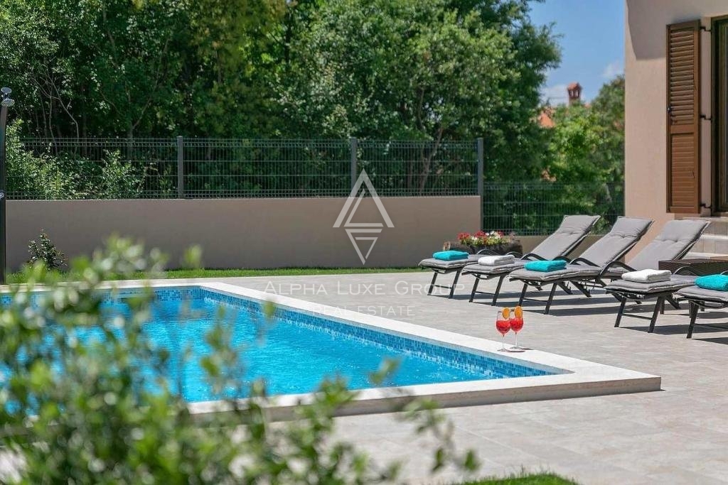 Labin, Istria - Elegante villa di 205 m² con piscina