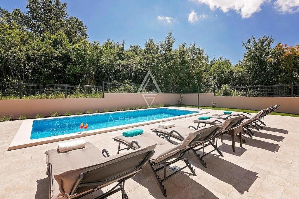Labin, Istria - Elegante villa di 205 m² con piscina