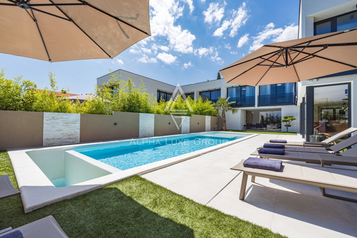 Medulin, Istria - Villa Moderna con Caratteristiche Stupende