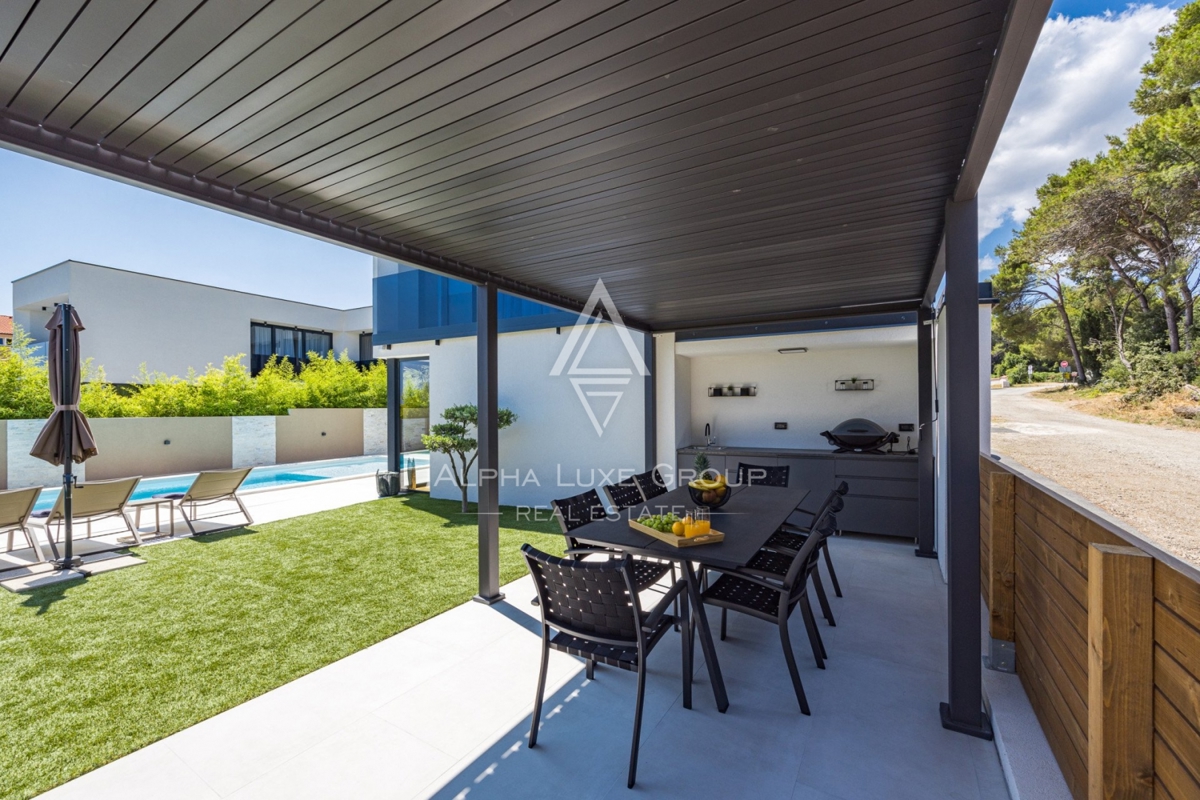 Medulin, Istria - Villa Moderna con Caratteristiche Stupende