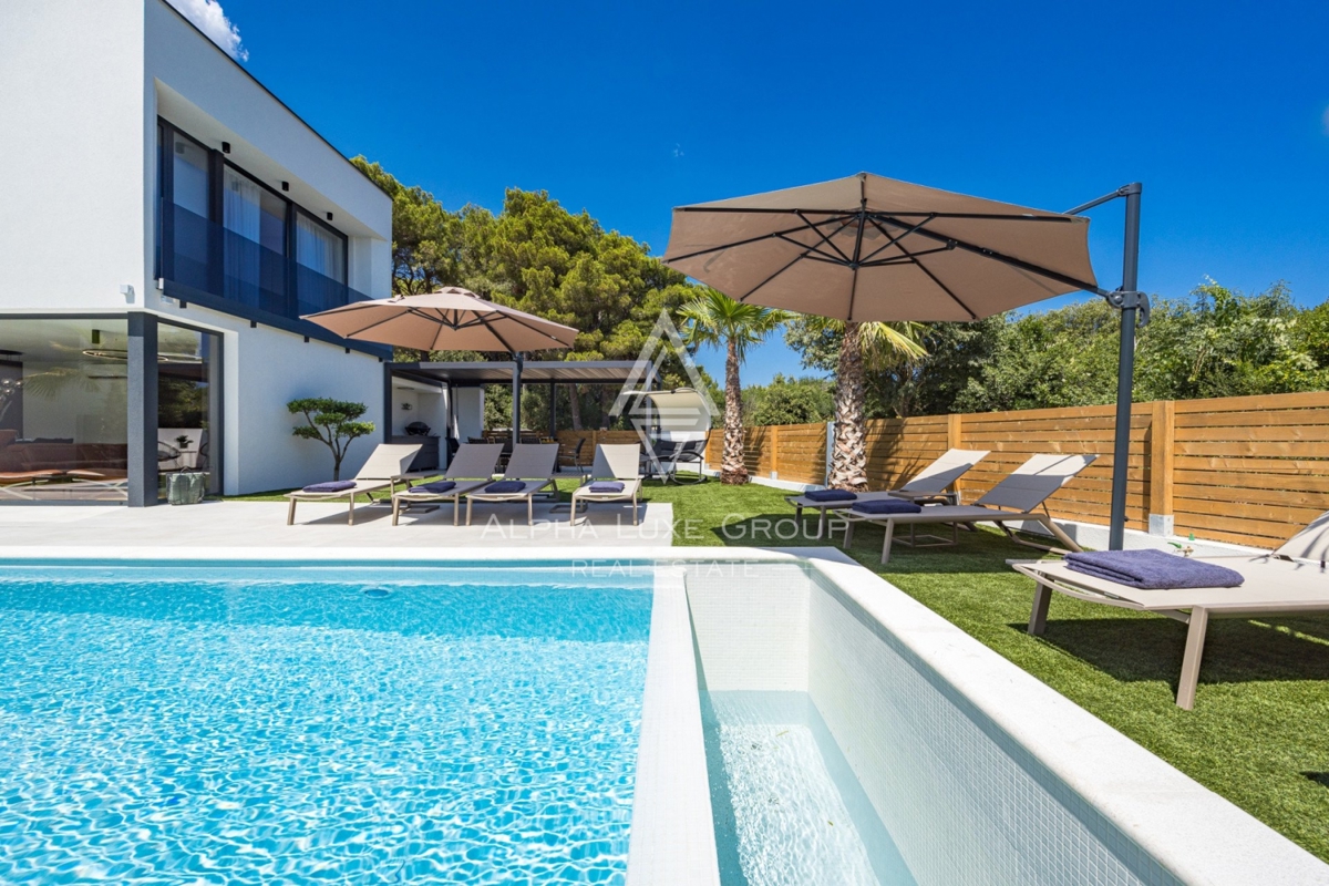 Medulin, Istria - Villa Moderna con Caratteristiche Stupende