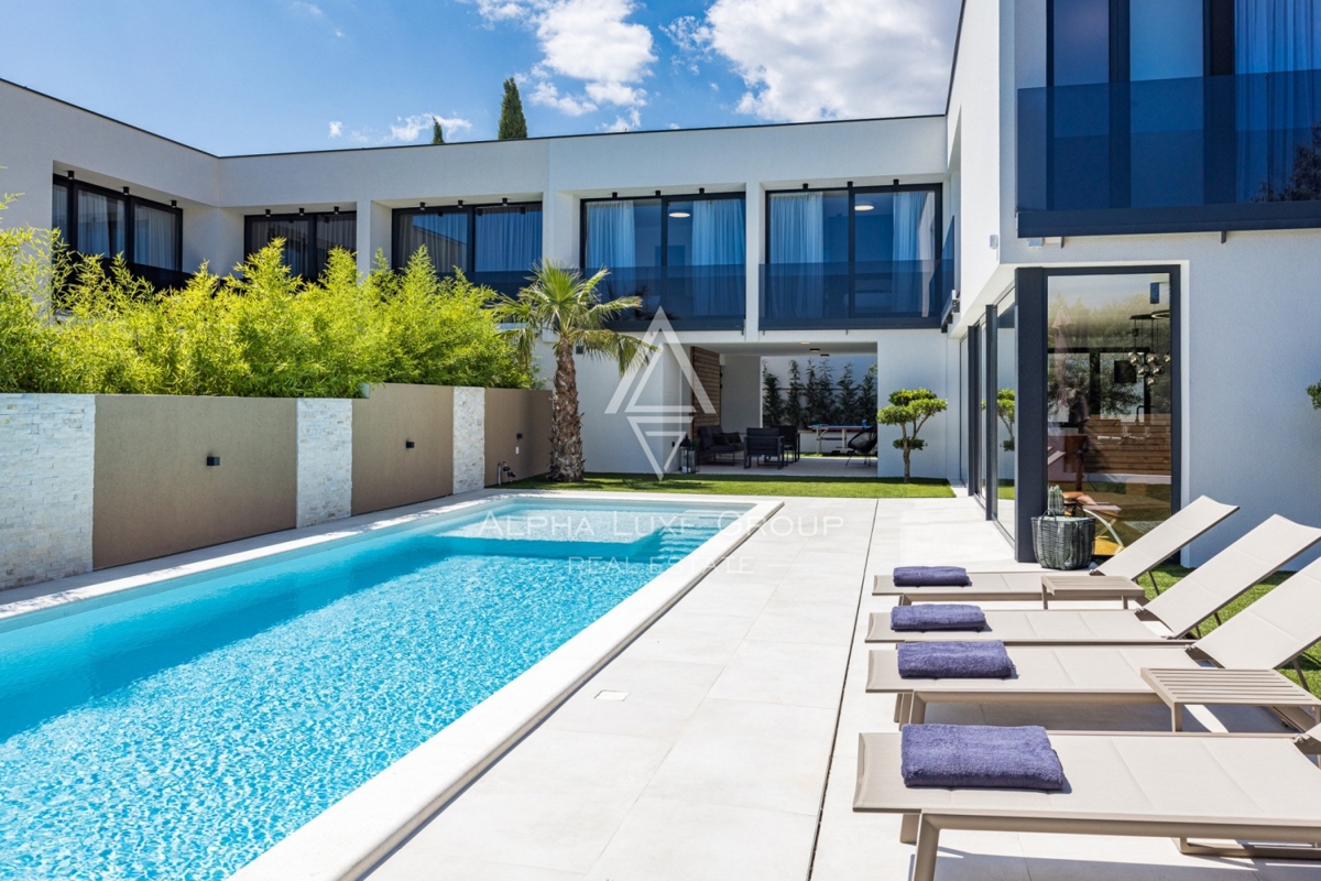 Medulin, Istria - Villa Moderna con Caratteristiche Stupende