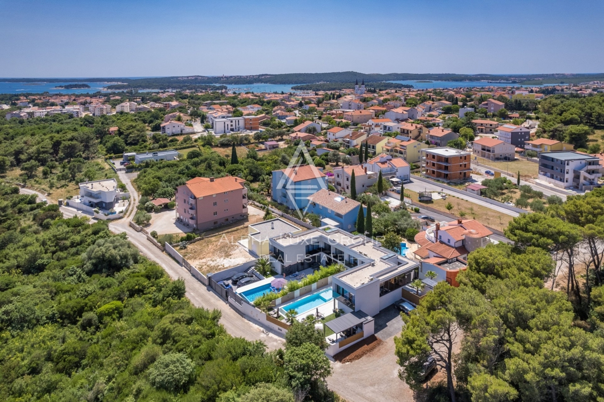 Medulin, Istria - Villa Moderna con Caratteristiche Stupende