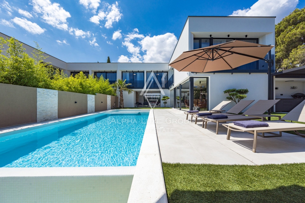 Medulin, Istria - Villa Moderna con Caratteristiche Stupende