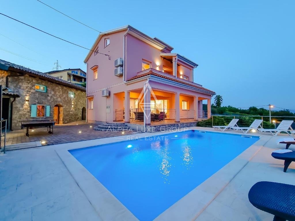 Bella villa con piscina e vista mare, Istria, Opatija