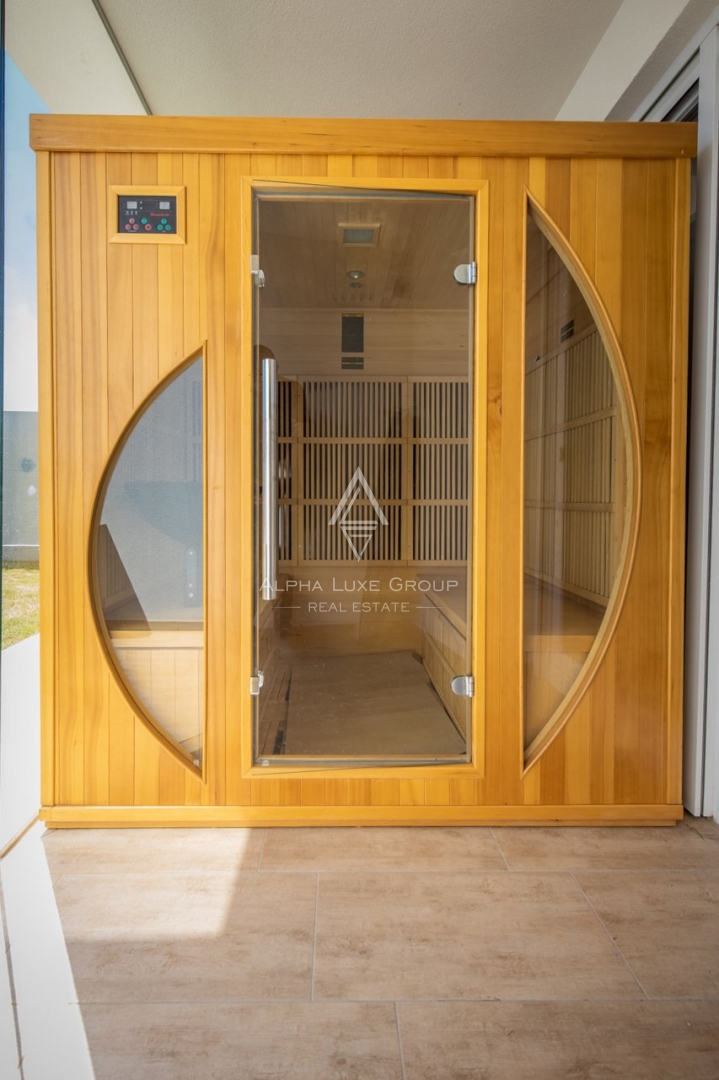 ALPHA LUXE GROUP IN VENDITA, VILLA MODERNA, VICINO A POREČ, ZONA TRANQUILLA