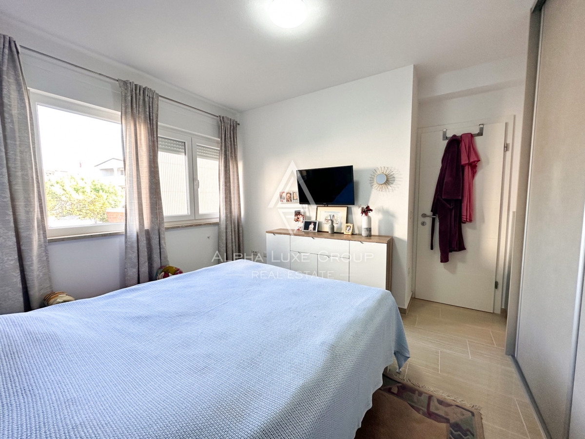 Parenzo, Istria – Appartamento moderno con giardino