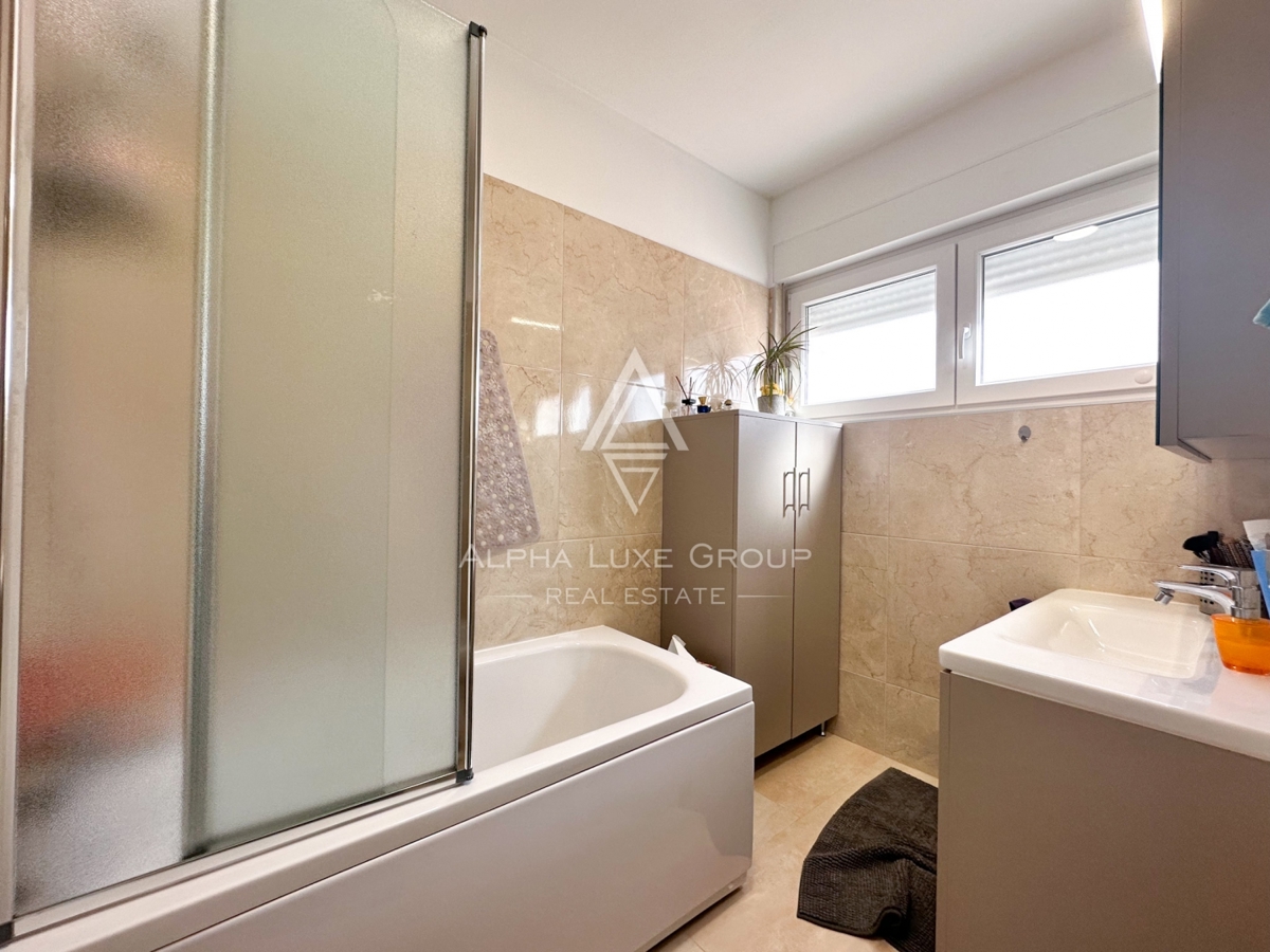 Parenzo, Istria – Appartamento moderno con giardino