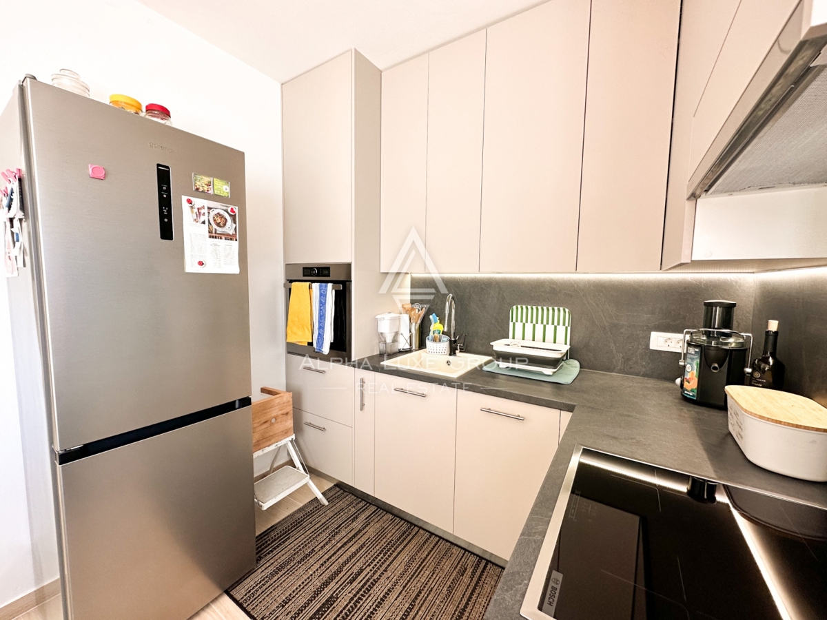 Parenzo, Istria – Appartamento moderno con giardino