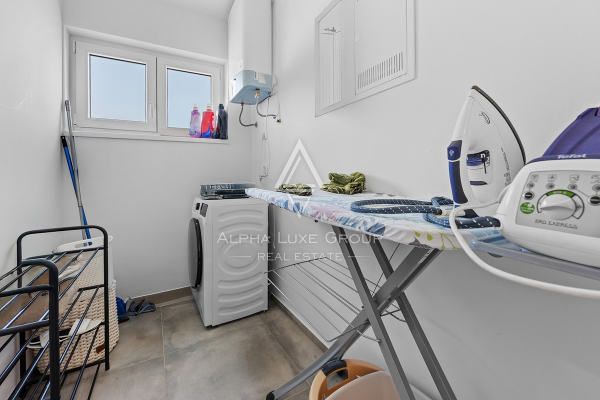 Rovigno, Istria – Ampio duplex con un design moderno