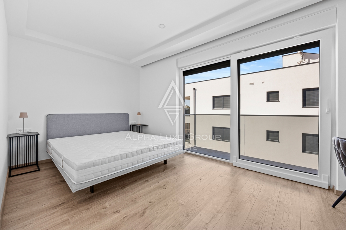 Rovigno, Istria – Ampio duplex con un design moderno